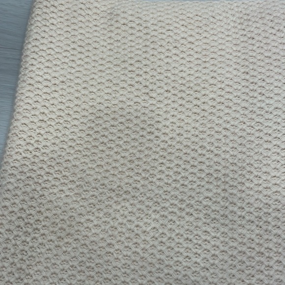 Chloe Foulards Cream Knit Circle/Loop Infinity Scarf - Picture 3 of 11